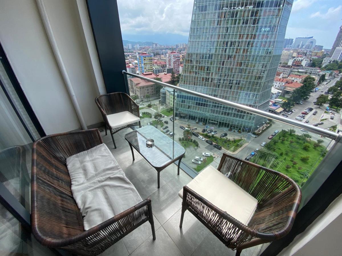 Apartment In Porta Batumi Tower Eksteriør billede