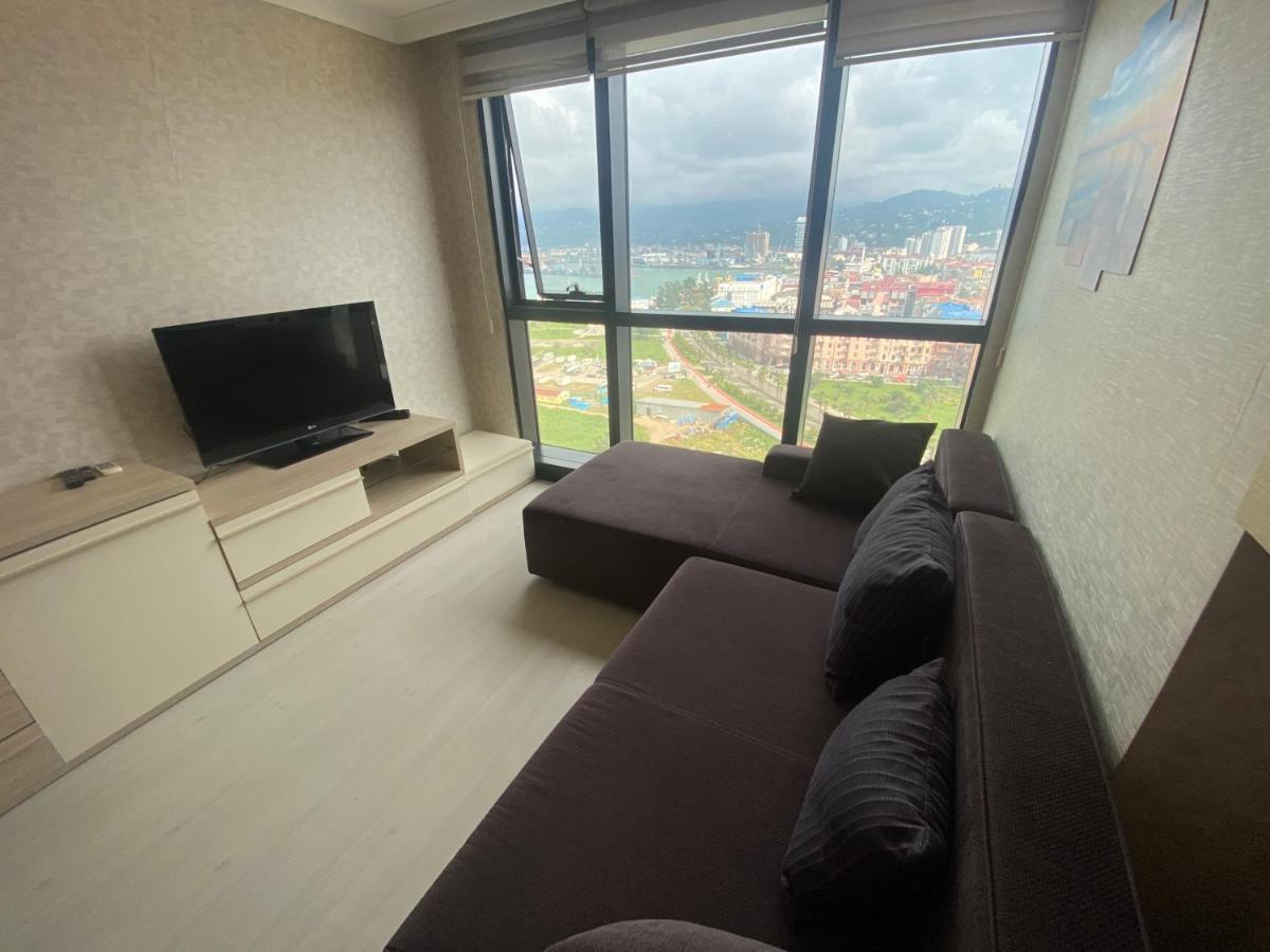 Apartment In Porta Batumi Tower Eksteriør billede