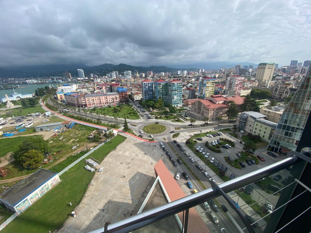 Apartment In Porta Batumi Tower Eksteriør billede