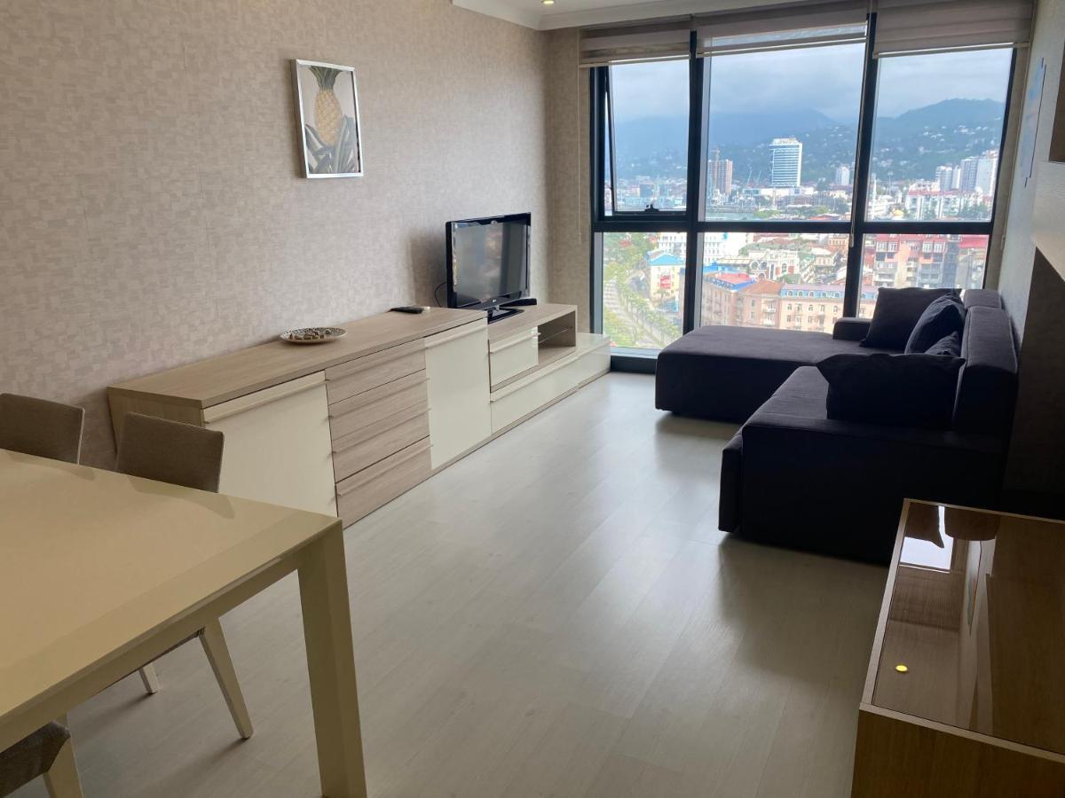 Apartment In Porta Batumi Tower Eksteriør billede